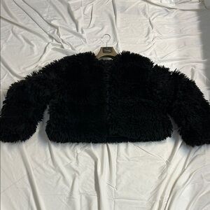Lanshifei Black Faux Fur Cropped Coat – Size L